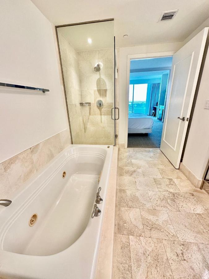 Fontainebleau Miami Beach,Tresor Kültér fotó