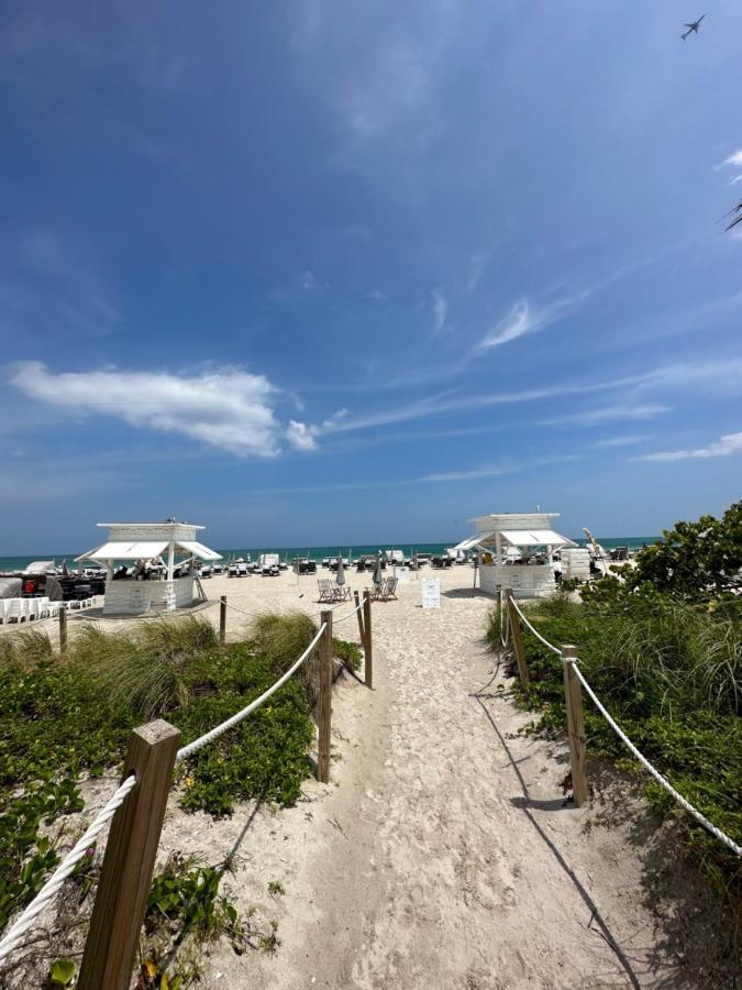 Fontainebleau Miami Beach,Tresor Kültér fotó